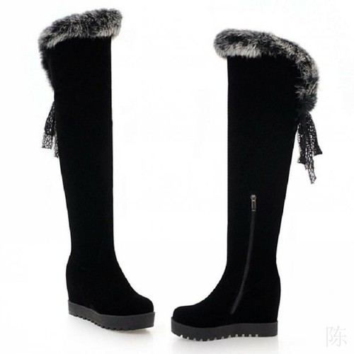 black knee high boots with fur trim